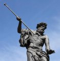 zeusstatue.jpg zeusstatue.jpg