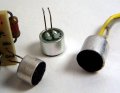 Electret_condenser_microphone_capsules.jpg.jpeg